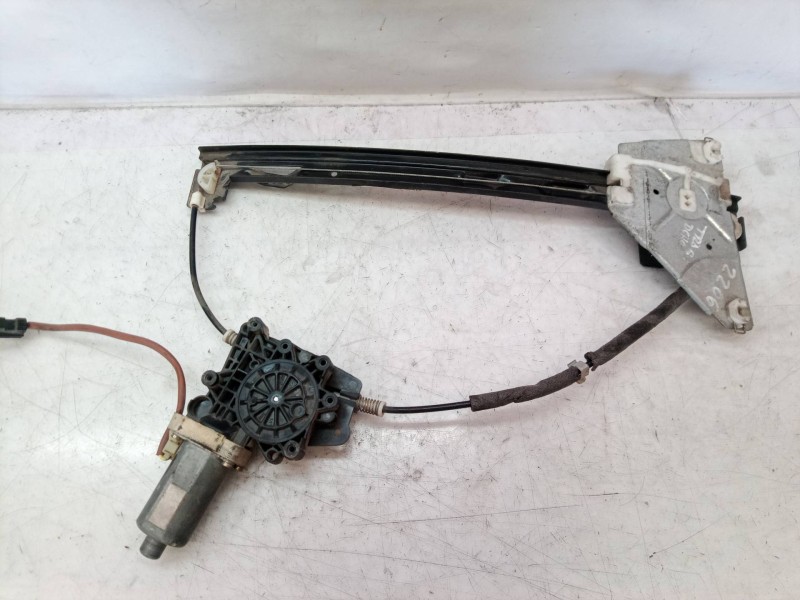 Recambio de elevalunas trasero derecho para hyundai h1 kasten (flügeltüren h.) referencia OEM IAM 6004PA1083 6004PA1083 6004PA10