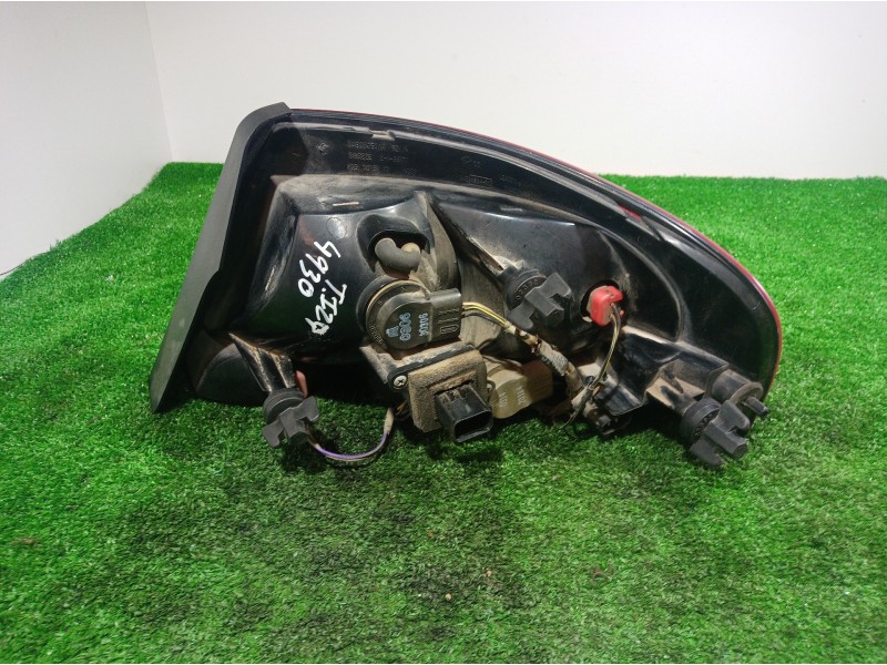 Recambio de piloto trasero izquierdo para chrysler sebring berlina (jr41) 2.0 le referencia OEM IAM 04805353AA 04805353AA 048053