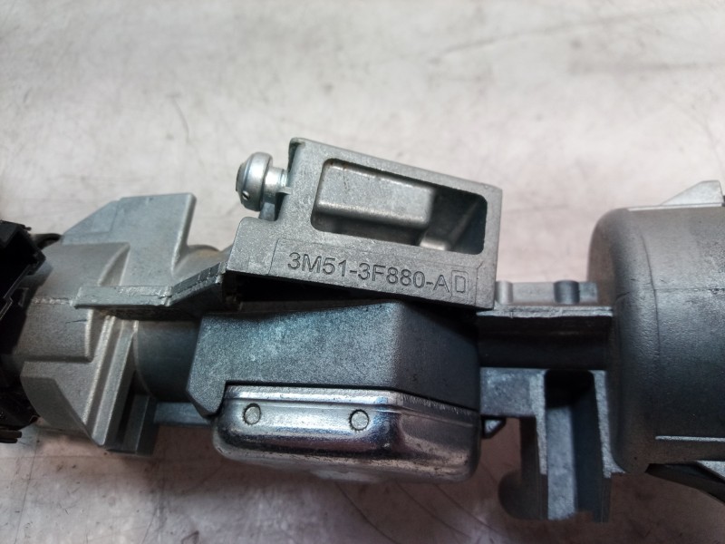 Recambio de antirrobo. para land rover discovery v6 td hse referencia OEM IAM 3M513F880A 3M513F880A 3M513F880