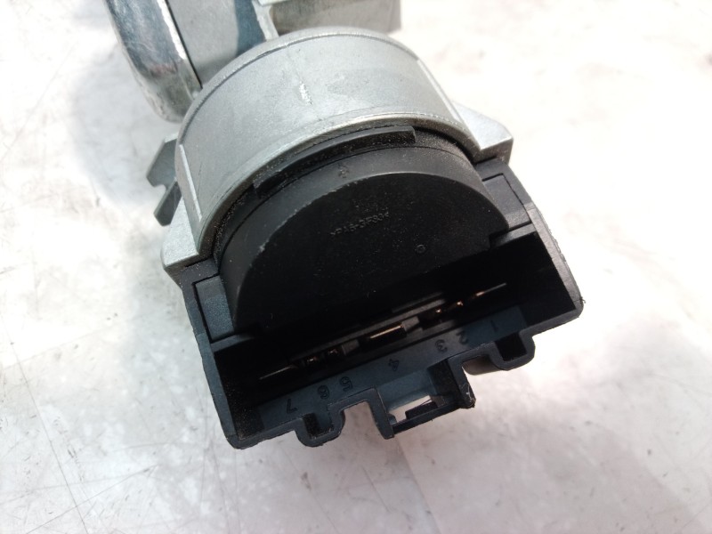 Recambio de antirrobo. para land rover discovery v6 td hse referencia OEM IAM 3M513F880A 3M513F880A 3M513F880