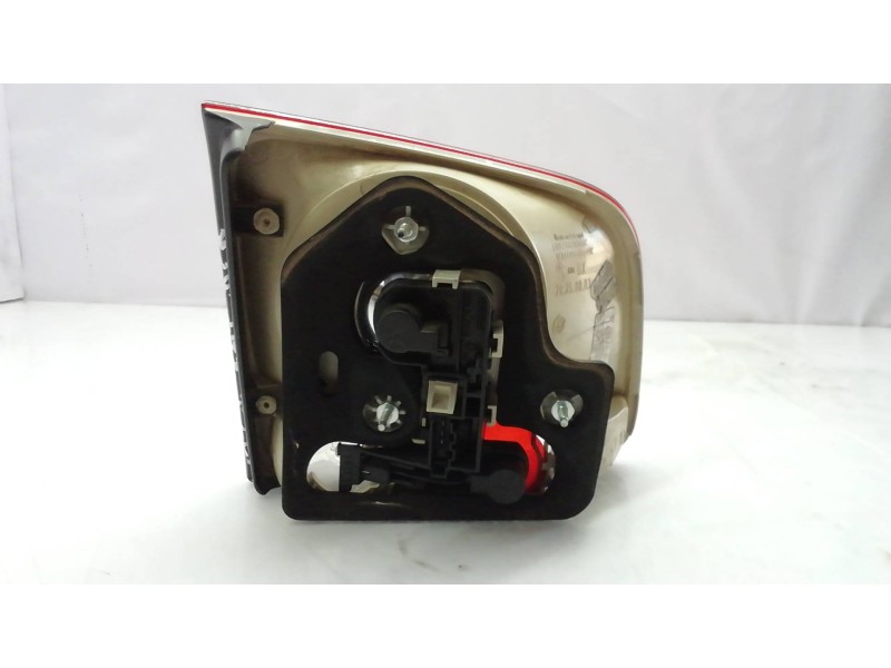 Recambio de piloto trasero derecho interior para volkswagen touareg (7la) tdi r5 referencia OEM IAM   