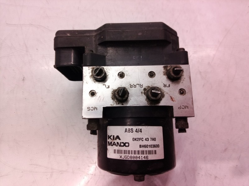 Recambio de abs para kia carens referencia OEM IAM 5WY7206A 5WY7206 362AAC1E10