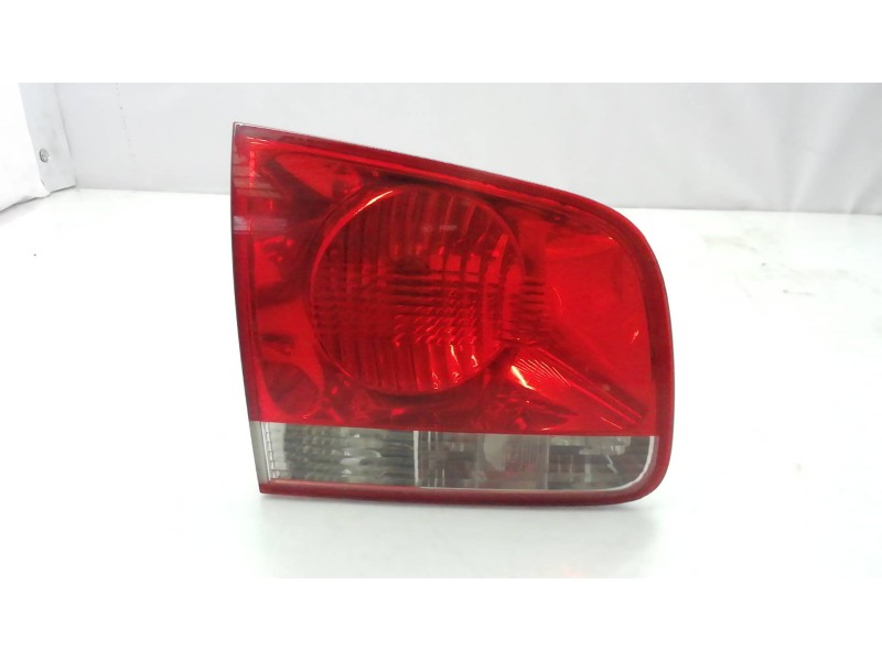 Recambio de piloto trasero izquierdo interior para volkswagen touareg (7la) tdi r5 referencia OEM IAM   