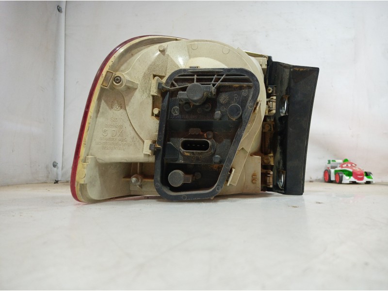 Recambio de piloto trasero derecho para volkswagen touareg (7la) tdi v10 referencia OEM IAM 7L6945096K 7L6945096K 7L6945096