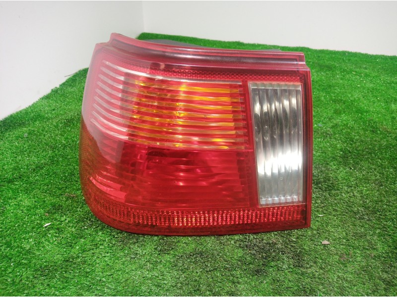 Recambio de piloto trasero izquierdo para seat ibiza (6k1) select referencia OEM IAM 964039 964039 964039