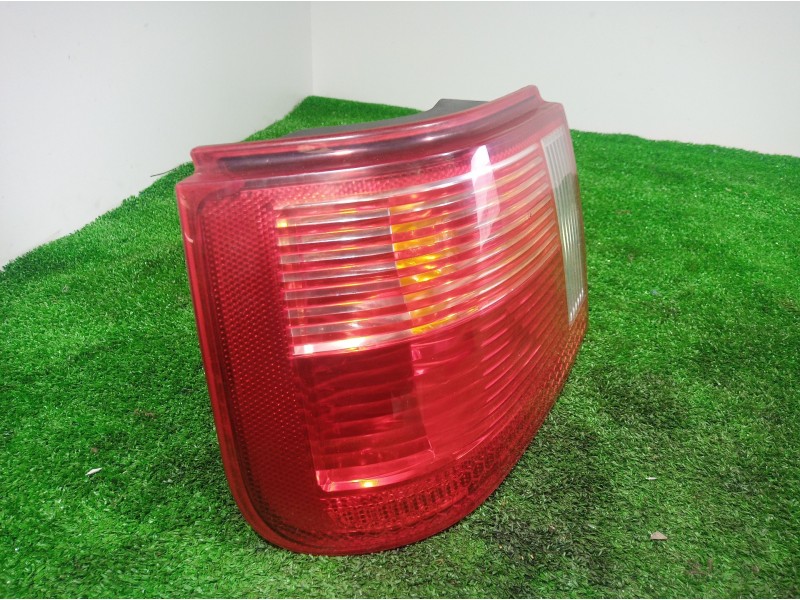 Recambio de piloto trasero izquierdo para seat ibiza (6k1) select referencia OEM IAM 964039 964039 964039