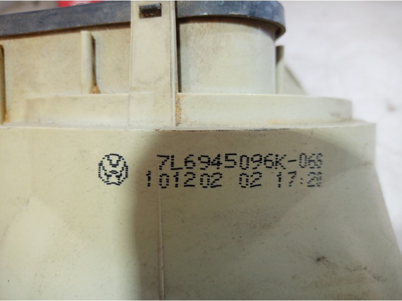 Recambio de piloto trasero derecho para volkswagen touareg (7la) tdi v10 referencia OEM IAM 7L6945096K 7L6945096K 7L6945096