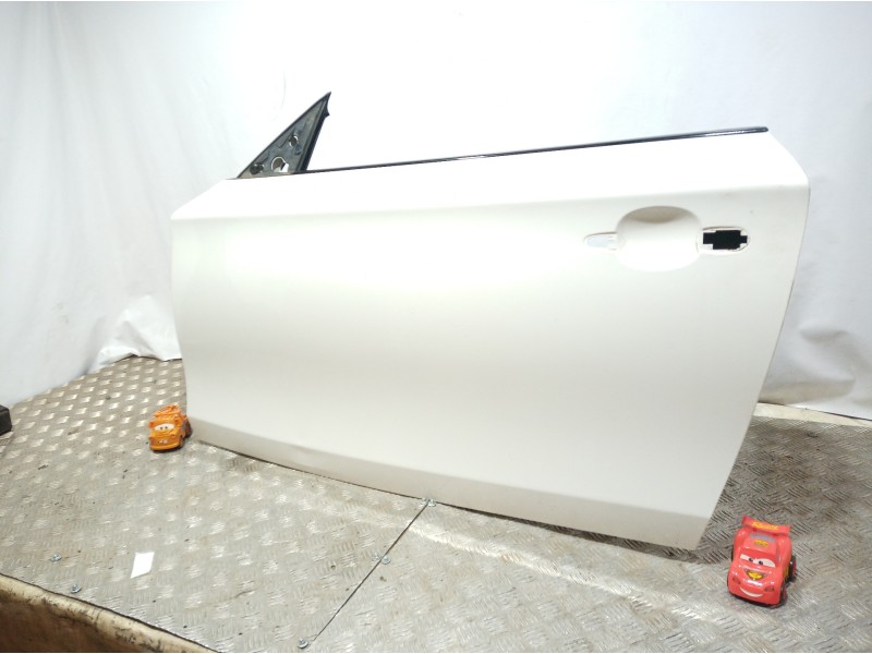 Recambio de puerta delantera izquierda para bmw serie 1 berlina (e81/e87) 2.0 turbodiesel cat referencia OEM IAM   