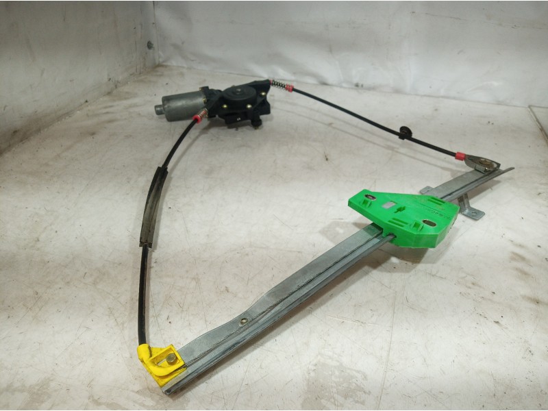 Recambio de elevalunas delantero izquierdo para ford fiesta berlina básico referencia OEM IAM 0130821682 0130821682 0130821682