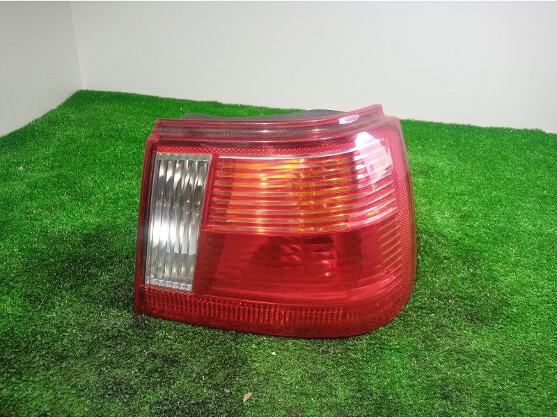 Recambio de piloto trasero derecho para seat ibiza (6k1) select referencia OEM IAM 964040 964040 964040