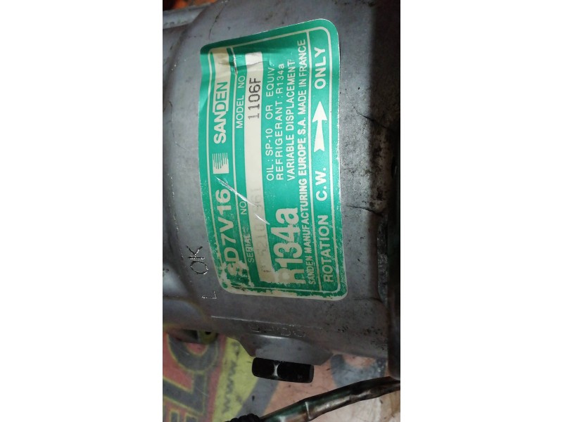 Recambio de compresor aire acondicionado para volkswagen golf iv berlina (1j1) highline referencia OEM IAM 1J0820803K SD7V16 