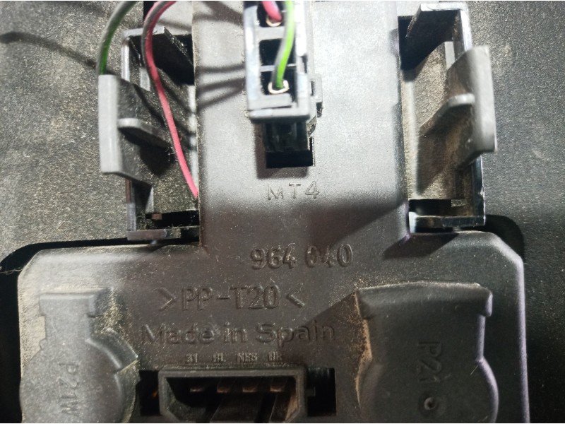 Recambio de piloto trasero derecho para seat ibiza (6k1) free sky referencia OEM IAM 6K6945258C 6K6945258C 964040