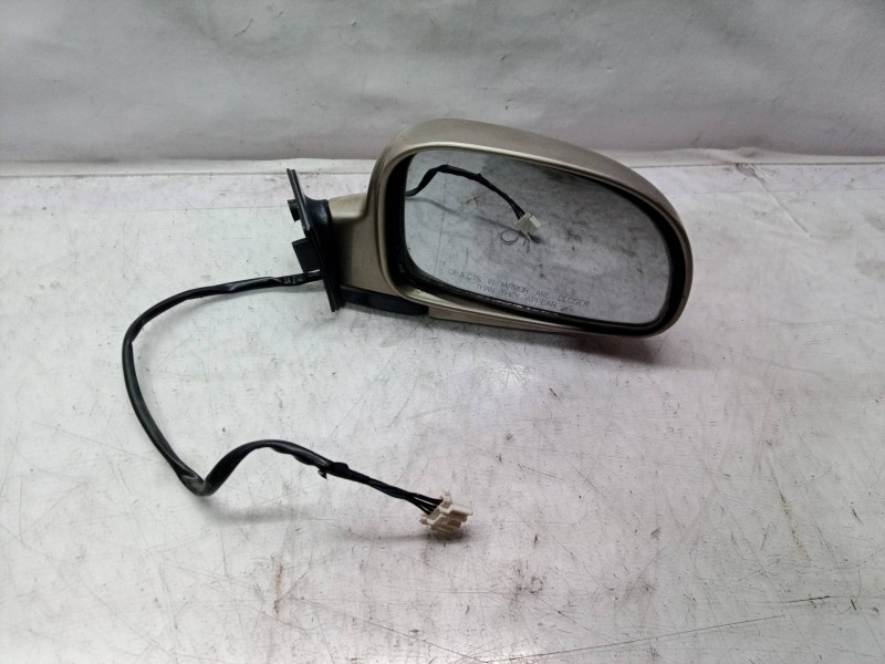 Recambio de retrovisor derecho para daewoo tacuma se referencia OEM IAM 96330428  