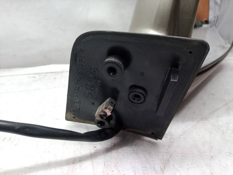 Recambio de retrovisor derecho para daewoo tacuma se referencia OEM IAM 96330428  