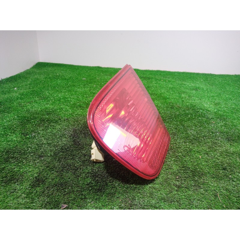 Recambio de piloto trasero derecho interior para seat ibiza (6k1) free sky referencia OEM IAM MT4P21W MT4P21W MT4P21W