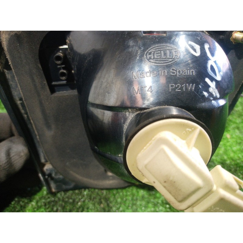 Recambio de piloto trasero derecho interior para seat ibiza (6k1) free sky referencia OEM IAM MT4P21W MT4P21W MT4P21W