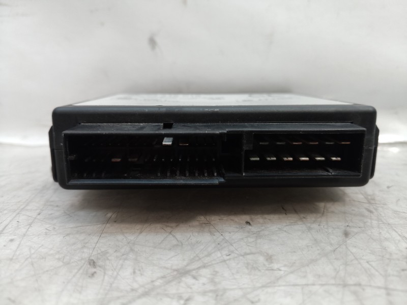 Recambio de centralita cierre para opel zafira a elegance referencia OEM IAM 24410018 24410018 24410018