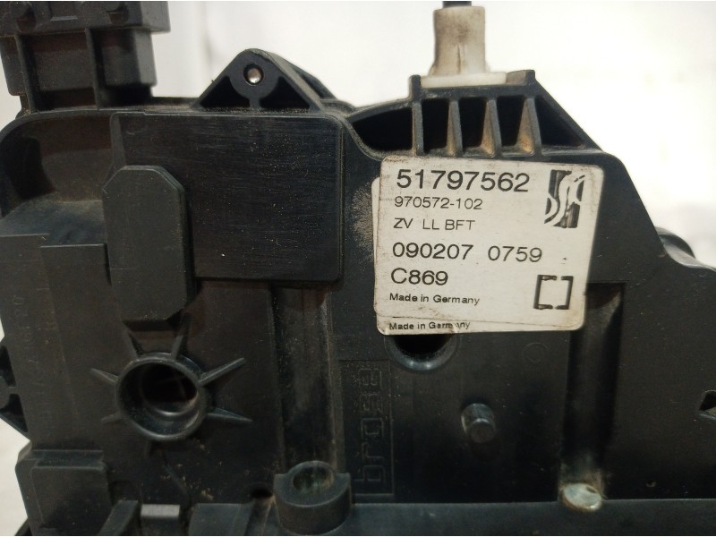 Recambio de cerradura puerta delantera derecha para fiat punto (199) easy referencia OEM IAM 51797562 51797562 970572102