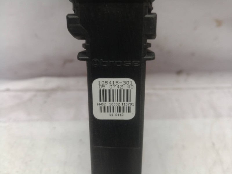 Recambio de motor elevalunas delantero derecho para volkswagen passat berlina (3b3) referencia OEM IAM 3B4837752HQ 3B4837752 105