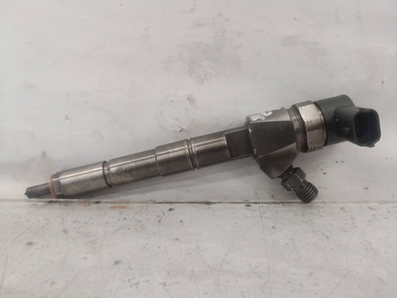 Recambio de inyector para opel insignia berlina cosmo referencia OEM IAM 0445110327 0445110327 0445110327