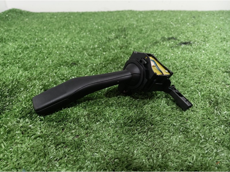 Recambio de mando limpia para volkswagen golf vi (5k1) advance referencia OEM IAM 1K0953519H 1K0953519H 1K0953519