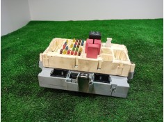 Recambio de caja reles / fusibles para fiat stilo (192) 1.6 16v referencia OEM IAM 51711819 51711819 51711819