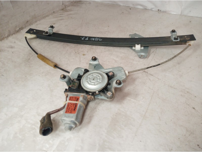 Recambio de elevalunas delantero derecho para ssangyong rexton 270 xdi limited referencia OEM IAM 8810008011 8810008011 88100080