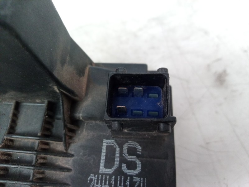 Recambio de cerradura puerta trasera izquierda para opel zafira a elegance referencia OEM IAM 24414134 24414134 24414134