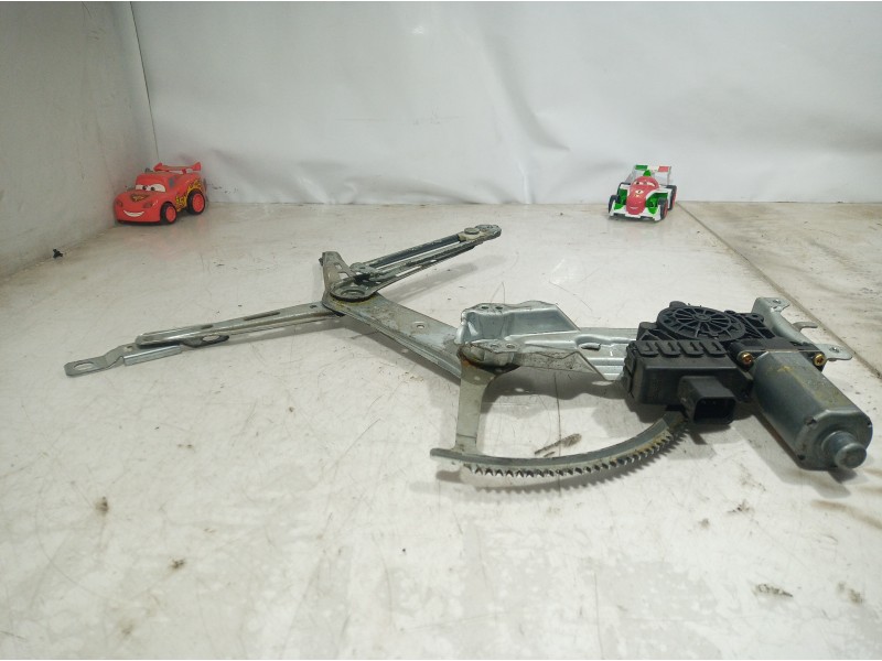 Recambio de elevalunas delantero izquierdo para opel zafira a elegance referencia OEM IAM 0130821768 0130821768 0130821768