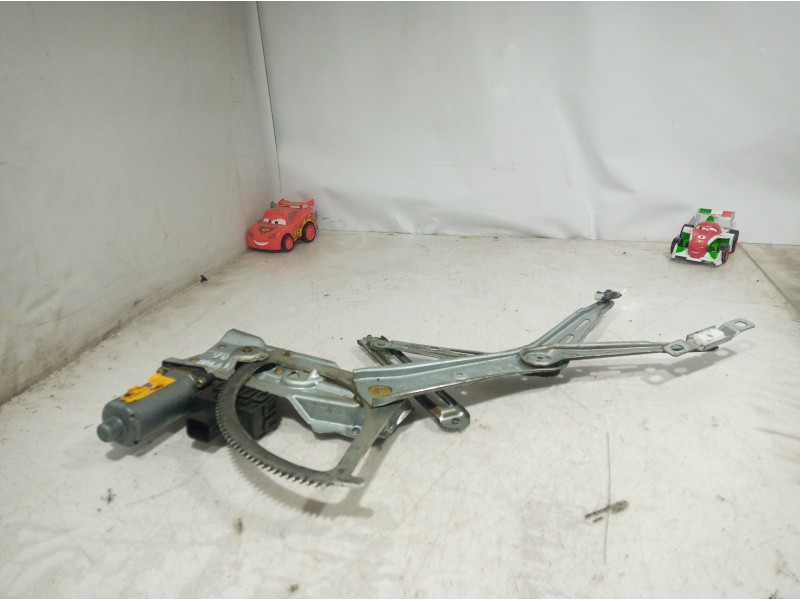 Recambio de elevalunas delantero izquierdo para opel zafira a elegance referencia OEM IAM 0130821768 0130821768 0130821768