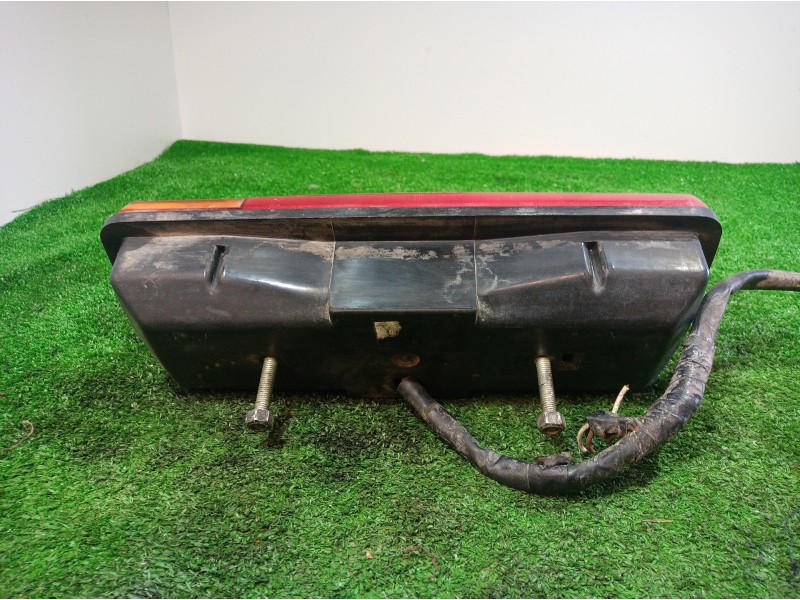 Recambio de piloto trasero izquierdo para mercedes-benz sprinter (w901,w903) combi referencia OEM IAM 6R0153301 6R0153301 6R0153