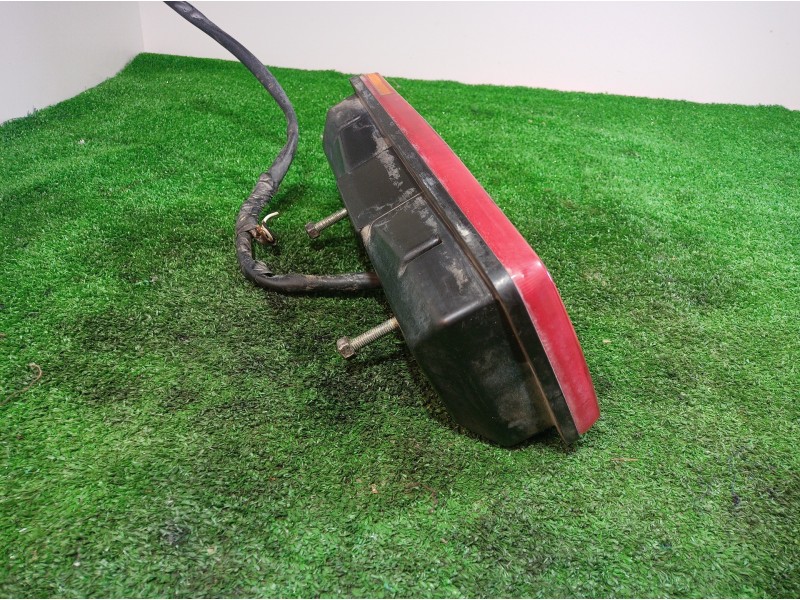 Recambio de piloto trasero izquierdo para mercedes-benz sprinter (w901,w903) combi referencia OEM IAM 6R0153301 6R0153301 6R0153