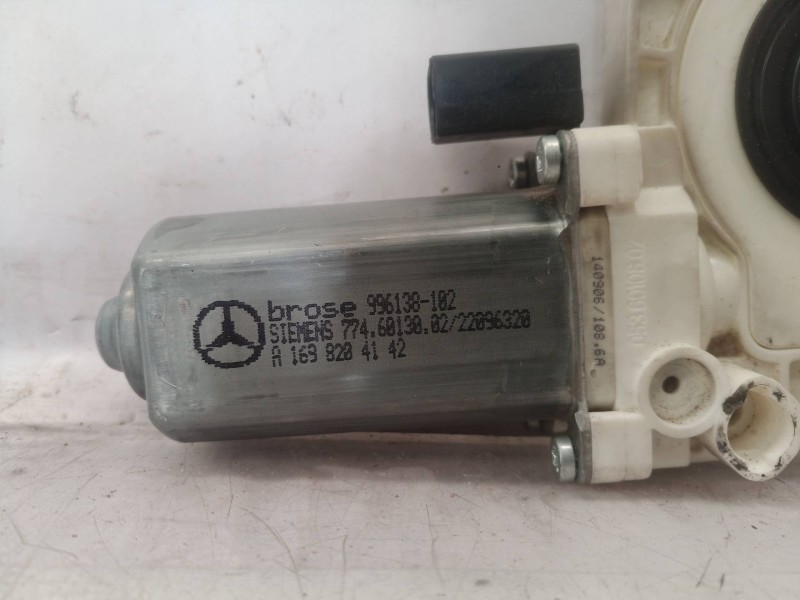 Recambio de motor elevalunas delantero izquierdo para mercedes-benz clase a (w169) a 160 cdi (169.006) referencia OEM IAM A16972