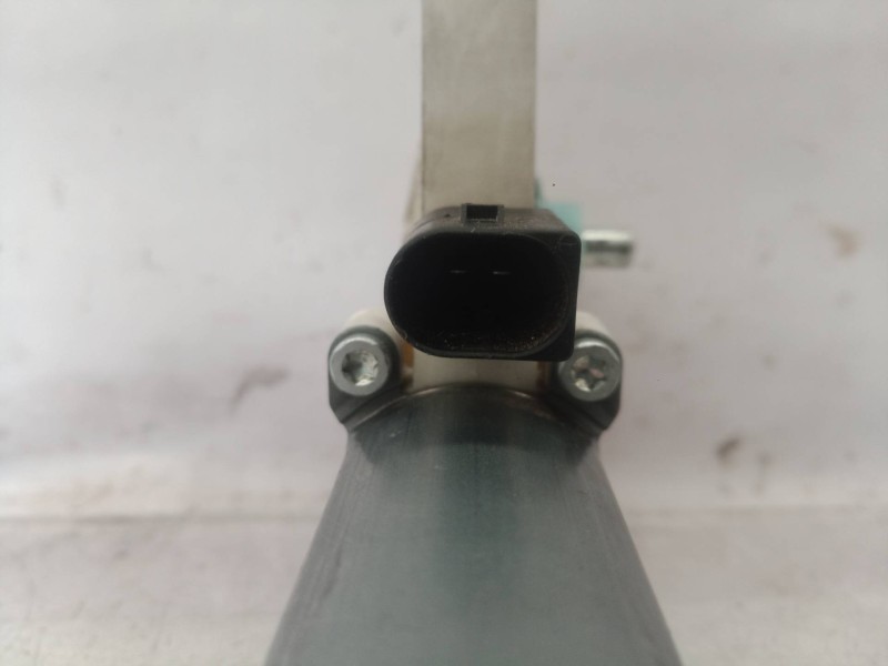 Recambio de motor elevalunas delantero izquierdo para mercedes-benz clase a (w169) a 160 cdi (169.006) referencia OEM IAM A16972