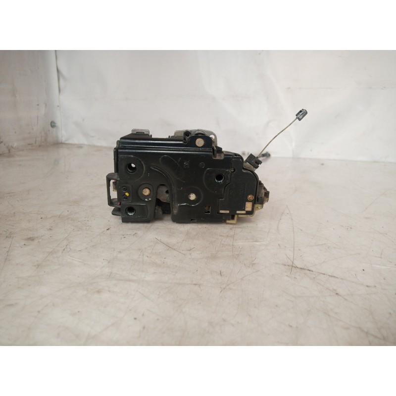 Recambio de cerradura puerta delantera izquierda para seat ibiza (6l1) sport rider referencia OEM IAM 15AMC3B1 15AMC3B1 837015AM