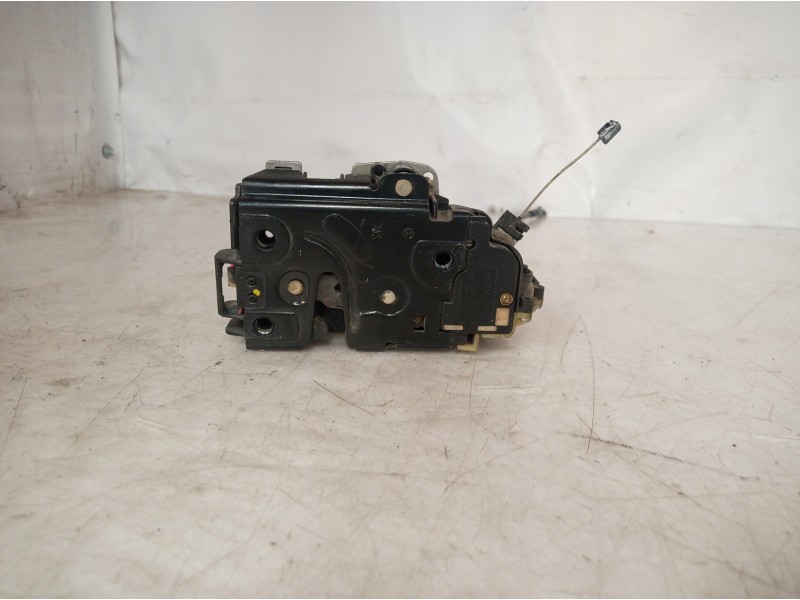 Recambio de cerradura puerta delantera izquierda para seat ibiza (6l1) sport rider referencia OEM IAM 15AMC3B1 15AMC3B1 837015AM