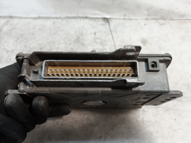 Recambio de centralita motor uce para peugeot 106 (s2) kid referencia OEM IAM 9630278180 9630278180 0261204622