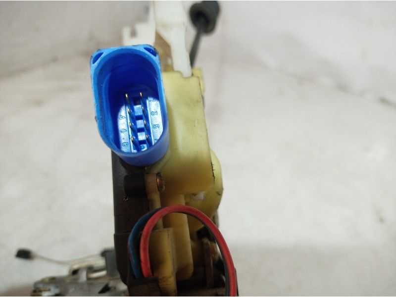 Recambio de cerradura puerta delantera derecha para seat ibiza (6l1) sport rider referencia OEM IAM 837016BQ 837016BQ 16BQ3B1