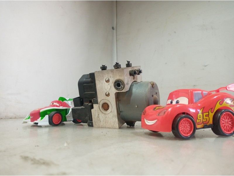 Recambio de abs para citroën xsara coupe 2.0 hdi chrono referencia OEM IAM 0273004440 0273004440 0273004440