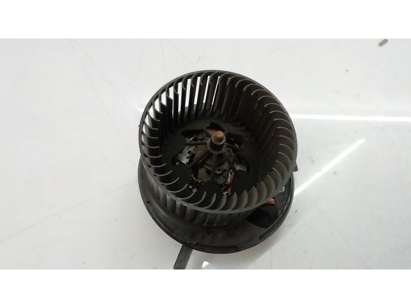Recambio de ventilador calefaccion para volkswagen caddy ocio maxi outdoor bmt referencia OEM IAM F998922Q F998922 F998922