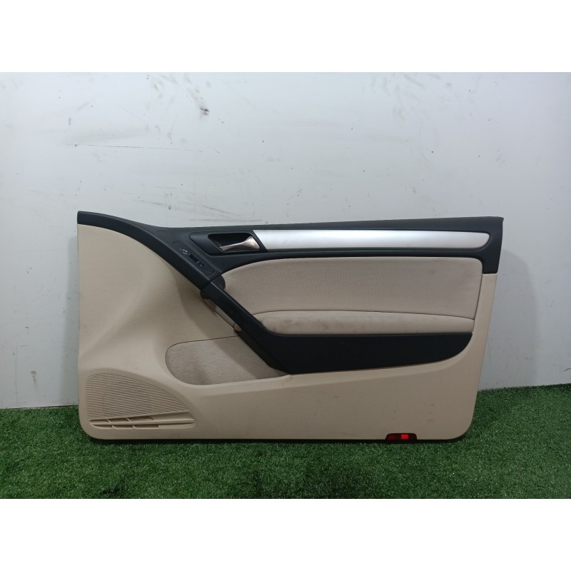 Recambio de guarnecido puerta delantera derecha para volkswagen golf vi (5k1) advance referencia OEM IAM 5K3867012 5K3867012 5K3