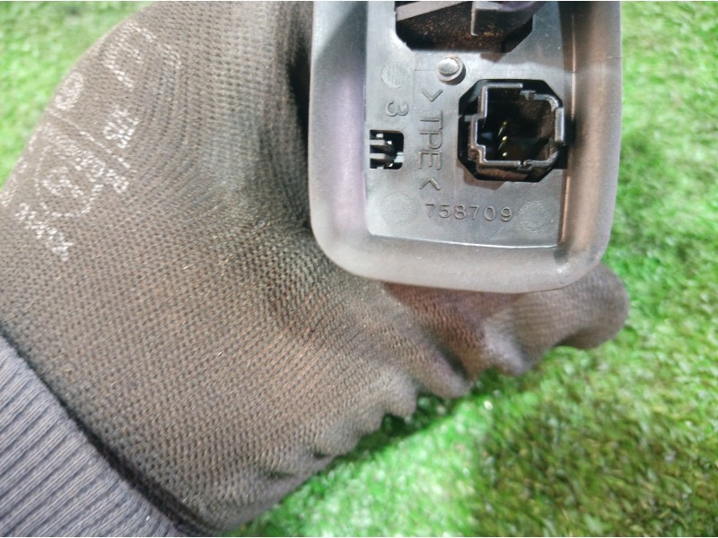 Recambio de mando volante para ford focus berlina (cap) titanium referencia OEM IAM 758709 758709 758709