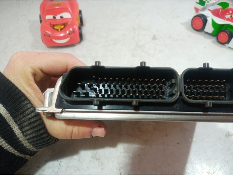 Recambio de centralita motor uce para audi a4 avant (b5) 2.4 v6 30v referencia OEM IAM 4B0907552C 4B0907552C 4B0907552