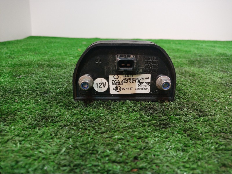 Recambio de piloto matricula para volkswagen crafter caja cerrada 2.0 tdi referencia OEM IAM 7CA943021A 7CA943021A 7CA943021A