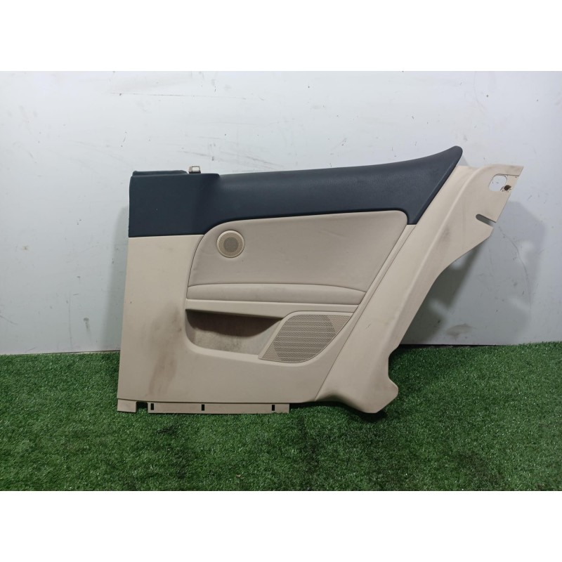 Recambio de guarnecido puerta trasera derecha para volkswagen golf vi (5k1) advance referencia OEM IAM 5K3867044 5K3867044 5K386