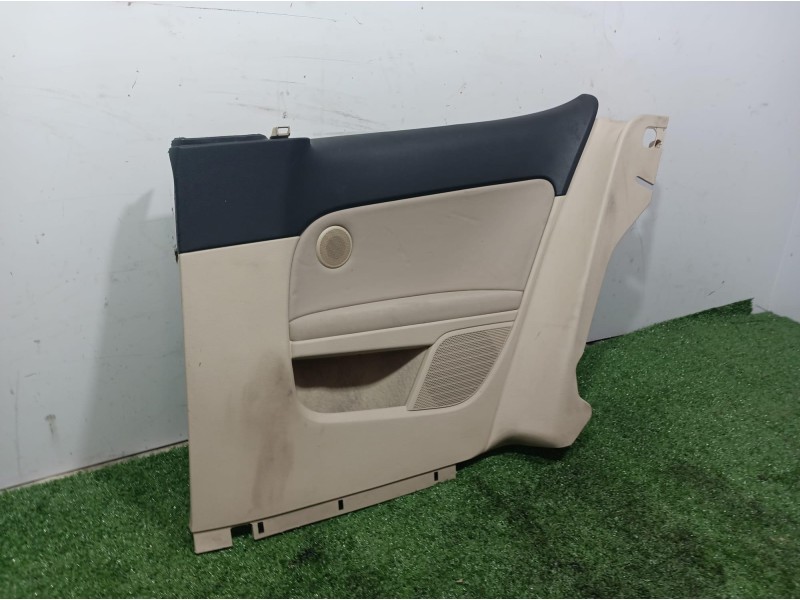 Recambio de guarnecido puerta trasera derecha para volkswagen golf vi (5k1) advance referencia OEM IAM 5K3867044 5K3867044 5K386