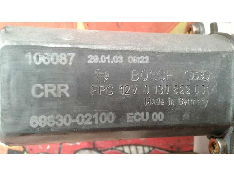 Recambio de elevalunas delantero izquierdo para toyota corolla (e12) referencia OEM IAM 0130822031 992045100 