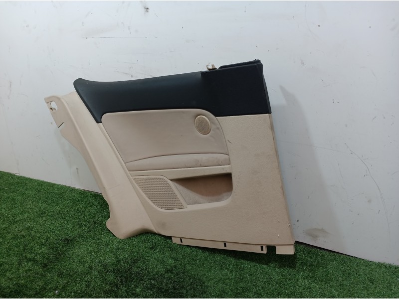 Recambio de guarnecido puerta trasera izquierda para volkswagen golf vi (5k1) advance referencia OEM IAM 5K3867043 5K3867043 5K3