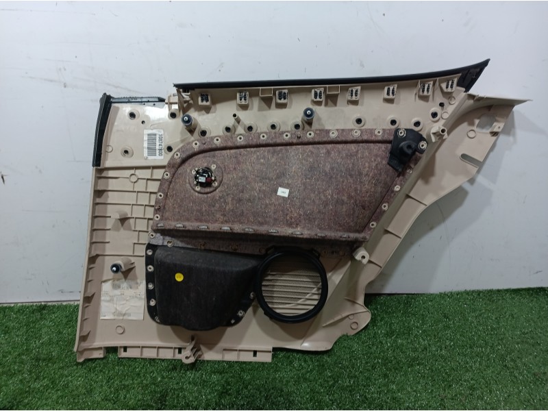 Recambio de guarnecido puerta trasera izquierda para volkswagen golf vi (5k1) advance referencia OEM IAM 5K3867043 5K3867043 5K3