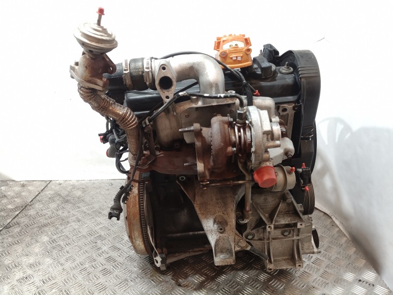 Recambio de motor completo para volkswagen passat variant (3b5) comfortline referencia OEM IAM AHU  